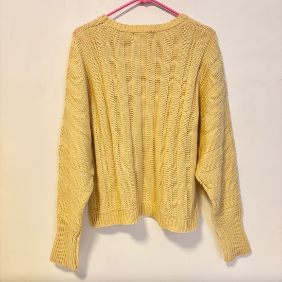 Pink Rose Crewneck Drop Shoulder Knit Sweater Butter Yellow Womens Size Large - Picture 4 of 5